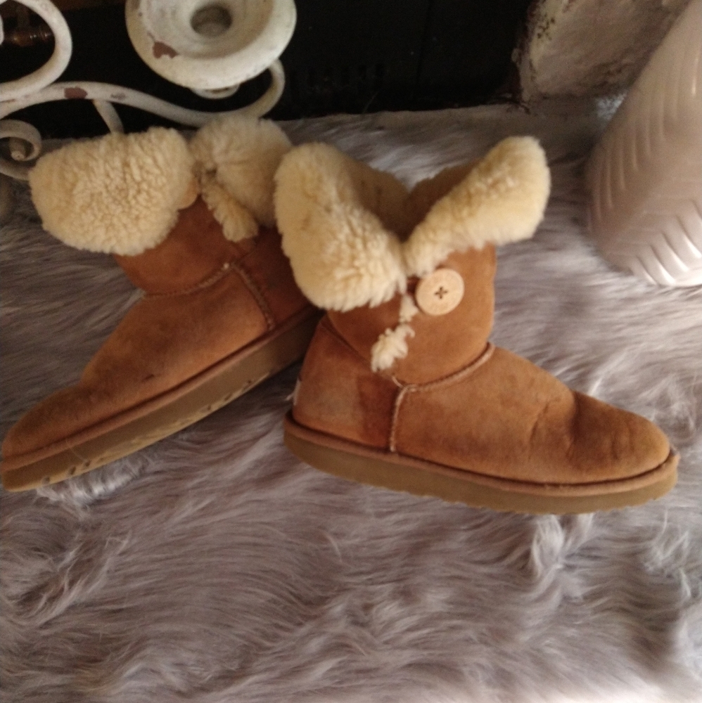Ugg "Eva" brown sheep skin and fleece boots